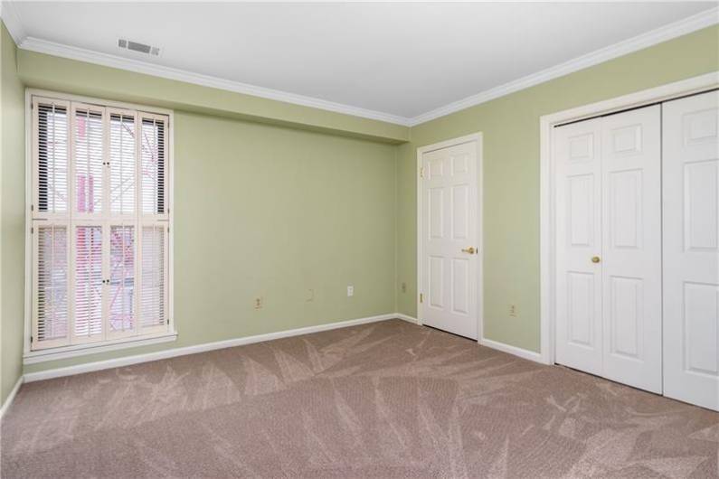 1700 Grandview Ave, Pittsburgh, PA 15211, 2 Bedrooms Bedrooms, ,2 BathroomsBathrooms,Lease,For Sale,Grandview Ave,0,1711690
