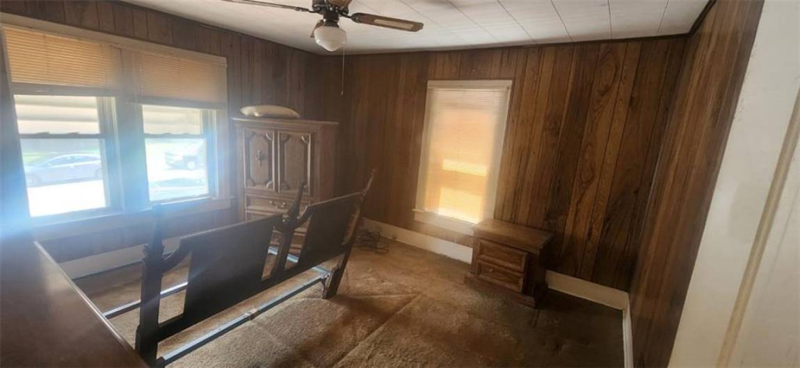 722 Crescent Avenue, Ellwood City, PA 16117, 2 Bedrooms Bedrooms, 6 Rooms Rooms,1 BathroomBathrooms,Residential,For Sale,Crescent Avenue,0,1711701