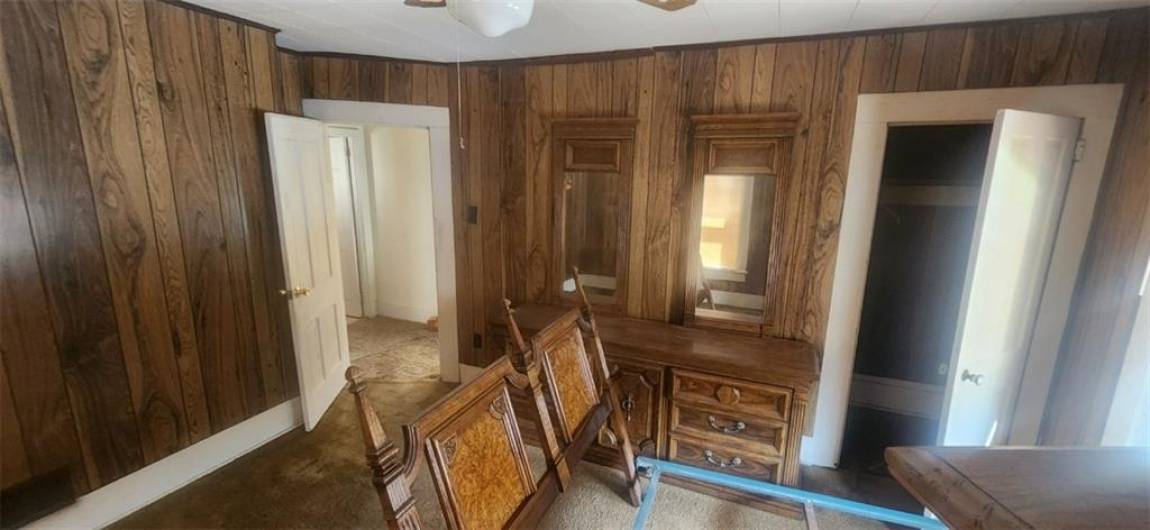 722 Crescent Avenue, Ellwood City, PA 16117, 2 Bedrooms Bedrooms, 6 Rooms Rooms,1 BathroomBathrooms,Residential,For Sale,Crescent Avenue,0,1711701