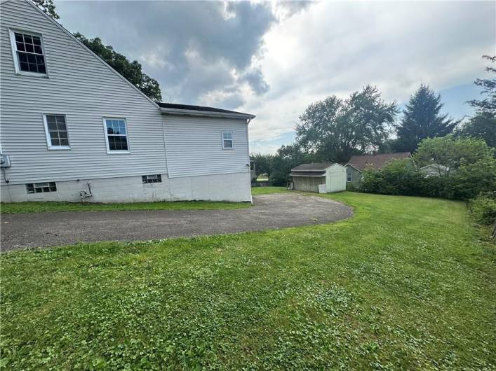 3323 Leechburg Road, Lower Burrell, PA 15068, 4 Bedrooms Bedrooms, 12 Rooms Rooms,1 BathroomBathrooms,Residential,For Sale,Leechburg Road,1711702