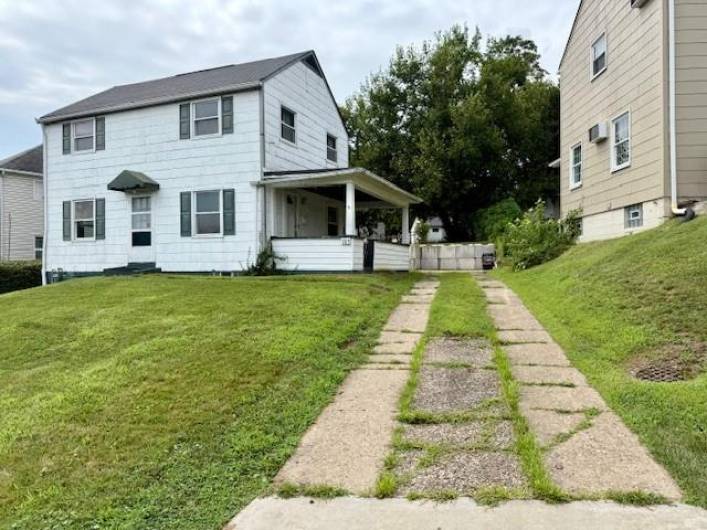107 Jefferson Dr, Clairton, PA 15025, 3 Bedrooms Bedrooms, ,1 BathroomBathrooms,Residential,For Sale,Jefferson Dr,1711703