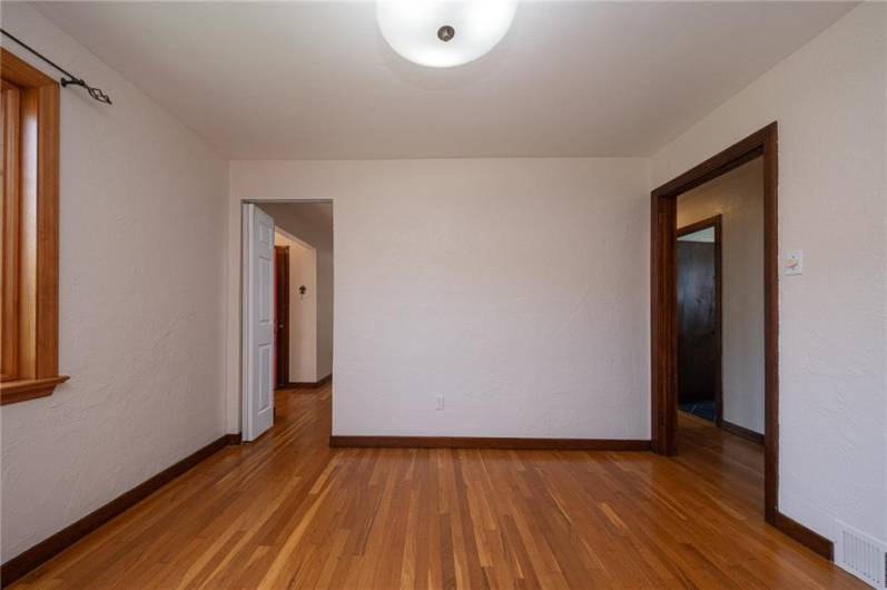 445 Jenne Dr, Pittsburgh, PA 15236, 3 Bedrooms Bedrooms, 9 Rooms Rooms,3 BathroomsBathrooms,Residential,For Sale,Jenne Dr,0,1711704