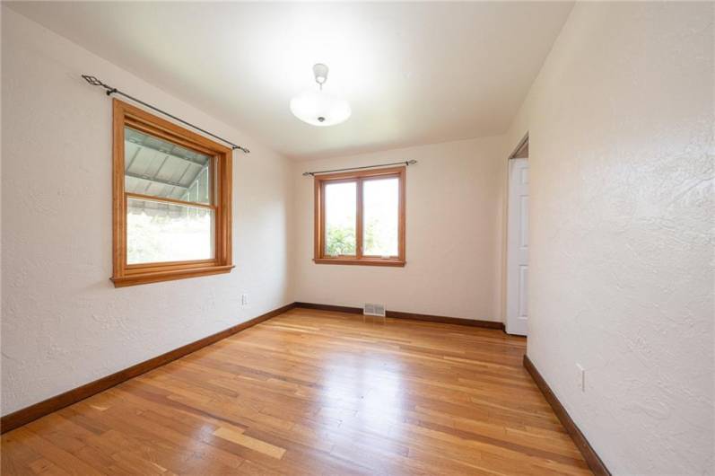 445 Jenne Dr, Pittsburgh, PA 15236, 3 Bedrooms Bedrooms, 9 Rooms Rooms,3 BathroomsBathrooms,Residential,For Sale,Jenne Dr,0,1711704