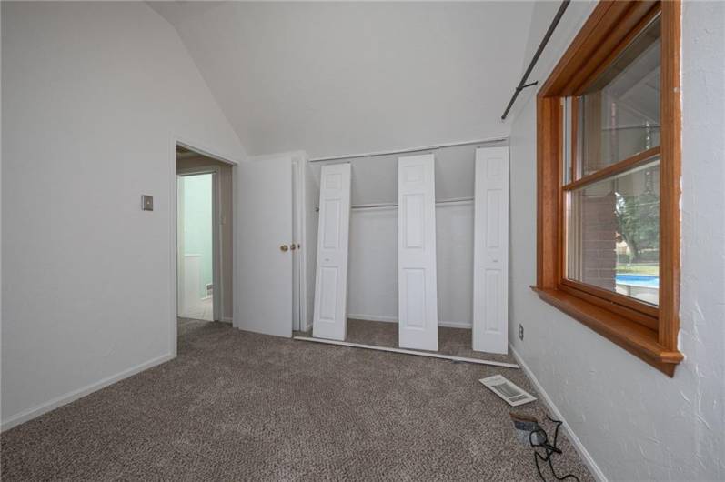 445 Jenne Dr, Pittsburgh, PA 15236, 3 Bedrooms Bedrooms, 9 Rooms Rooms,3 BathroomsBathrooms,Residential,For Sale,Jenne Dr,0,1711704