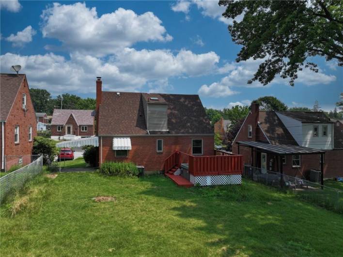 445 Jenne Dr, Pittsburgh, PA 15236, 3 Bedrooms Bedrooms, 9 Rooms Rooms,3 BathroomsBathrooms,Residential,For Sale,Jenne Dr,0,1711704