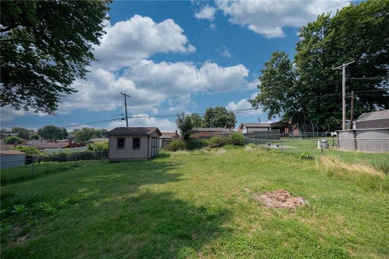 445 Jenne Dr, Pittsburgh, PA 15236, 3 Bedrooms Bedrooms, 9 Rooms Rooms,3 BathroomsBathrooms,Residential,For Sale,Jenne Dr,0,1711704
