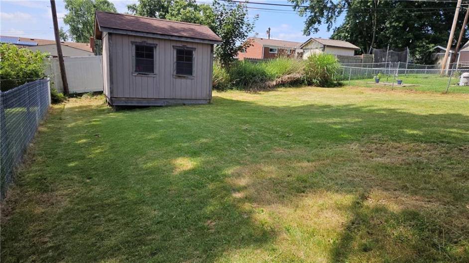 445 Jenne Dr, Pittsburgh, PA 15236, 3 Bedrooms Bedrooms, 9 Rooms Rooms,3 BathroomsBathrooms,Residential,For Sale,Jenne Dr,0,1711704