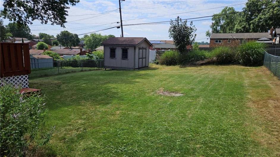 445 Jenne Dr, Pittsburgh, PA 15236, 3 Bedrooms Bedrooms, 9 Rooms Rooms,3 BathroomsBathrooms,Residential,For Sale,Jenne Dr,0,1711704