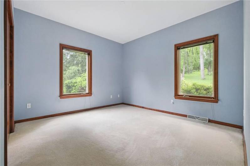 120 Canterbury Ln, McMurray, PA 15317, 3 Bedrooms Bedrooms, 11 Rooms Rooms,3 BathroomsBathrooms,Residential,For Sale,Canterbury Ln,1711708