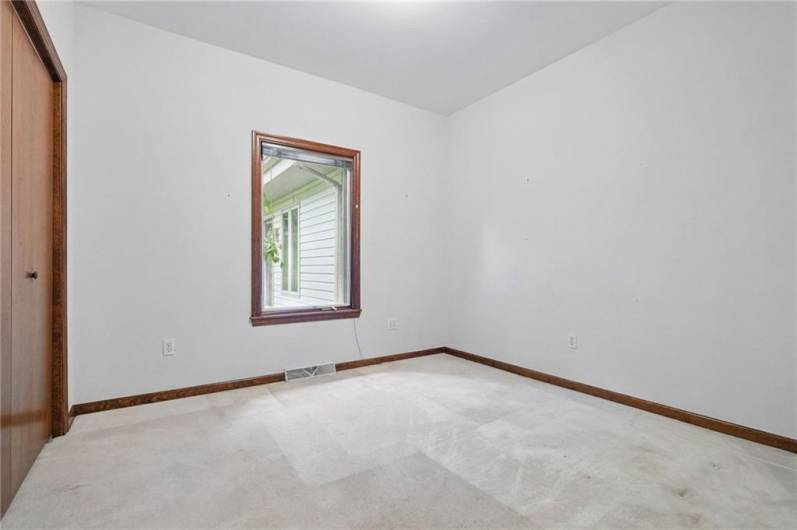 120 Canterbury Ln, McMurray, PA 15317, 3 Bedrooms Bedrooms, 11 Rooms Rooms,3 BathroomsBathrooms,Residential,For Sale,Canterbury Ln,1711708
