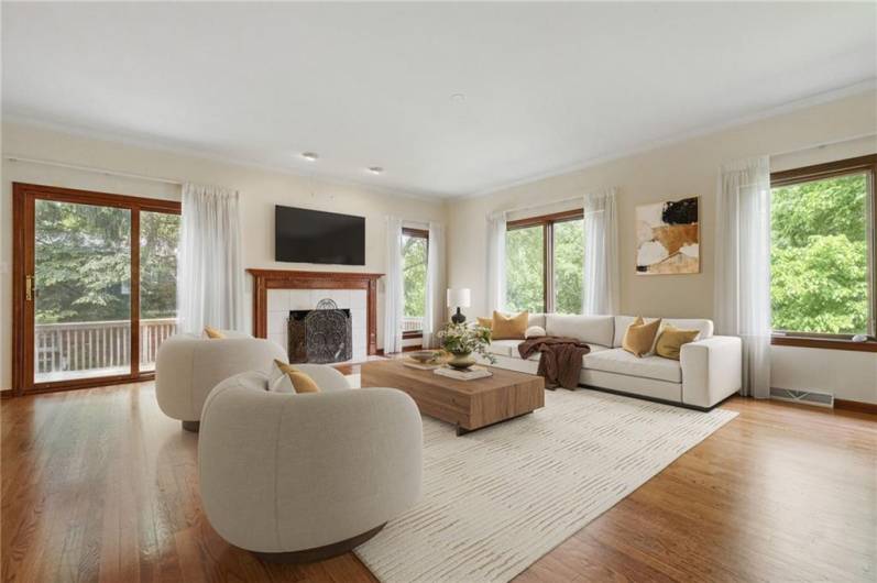 120 Canterbury Ln, McMurray, PA 15317, 3 Bedrooms Bedrooms, 11 Rooms Rooms,3 BathroomsBathrooms,Residential,For Sale,Canterbury Ln,1711708