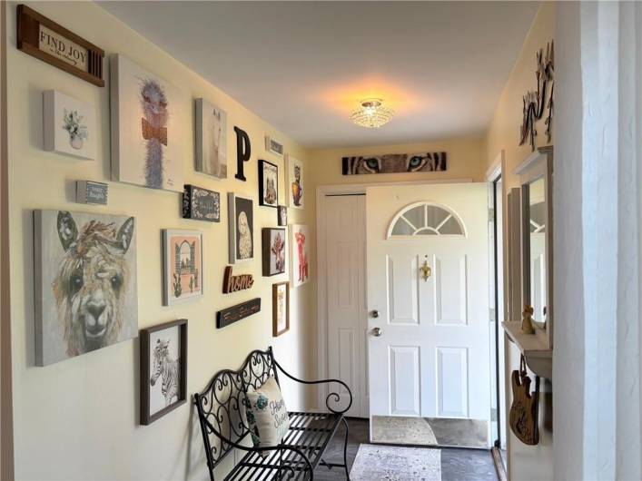 195 Rural Ave, Washington, PA 15301, 2 Bedrooms Bedrooms, 7 Rooms Rooms,1 BathroomBathrooms,Residential,For Sale,Rural Ave,0,1711711