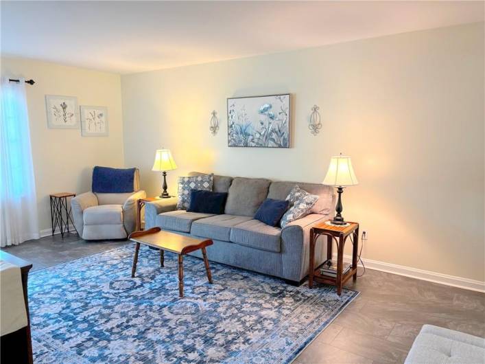 195 Rural Ave, Washington, PA 15301, 2 Bedrooms Bedrooms, 7 Rooms Rooms,1 BathroomBathrooms,Residential,For Sale,Rural Ave,0,1711711