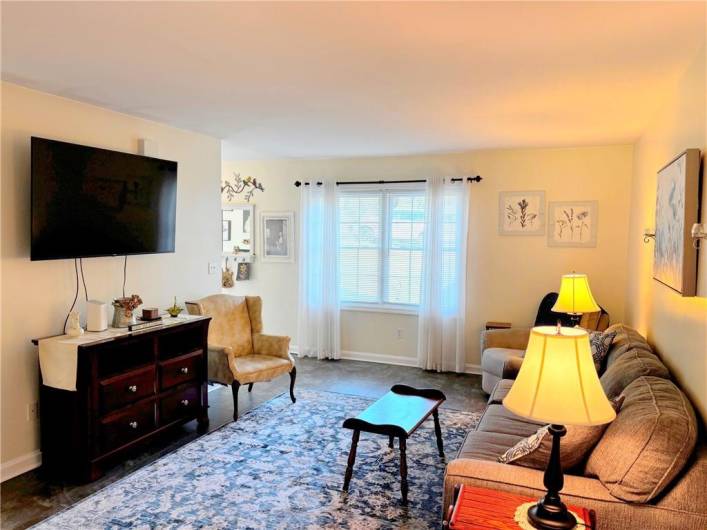 195 Rural Ave, Washington, PA 15301, 2 Bedrooms Bedrooms, 7 Rooms Rooms,1 BathroomBathrooms,Residential,For Sale,Rural Ave,0,1711711