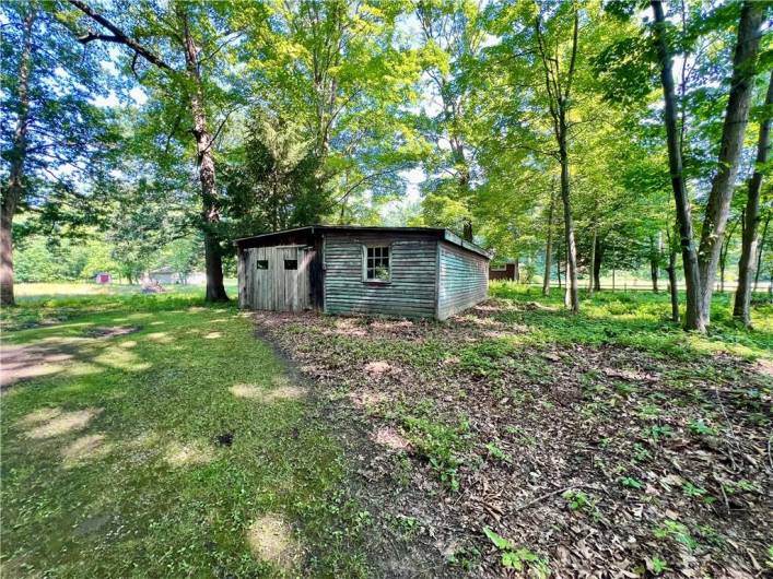 963 Kings Chapel Rd, New Castle, PA 16105, 3 Bedrooms Bedrooms, 7 Rooms Rooms,2 BathroomsBathrooms,Residential,For Sale,Kings Chapel Rd,1711720