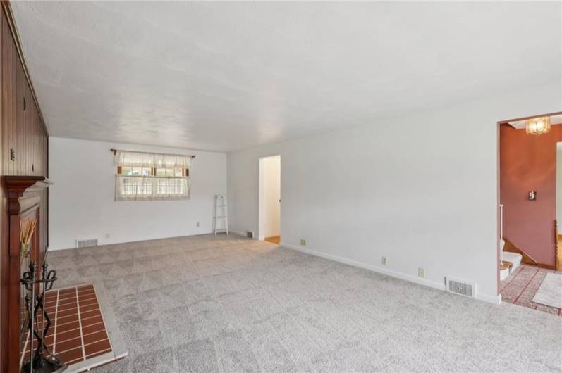 714 Colonial, Apollo, PA 15613, 4 Bedrooms Bedrooms, 10 Rooms Rooms,1.1 BathroomsBathrooms,Residential,For Sale,Colonial,1711727