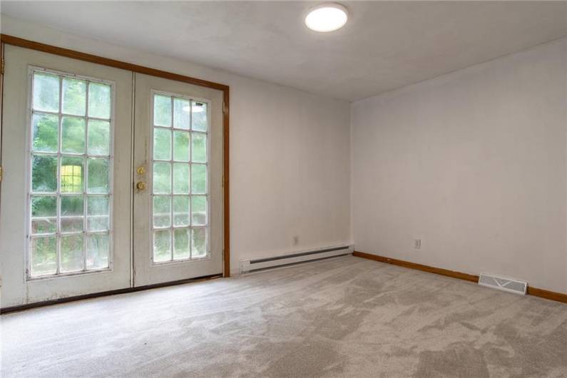 151 Cove Run Rd, East Brady, PA 16028, 3 Bedrooms Bedrooms, ,2 BathroomsBathrooms,Residential,For Sale,Cove Run Rd,0,1711733