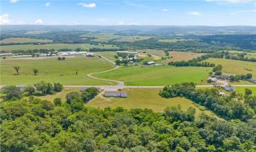 2006 Mount Pleasant Rd, 2006 Mount Pleasant, PA 15601, ,Commercial-industrial-business,For Sale,Mount Pleasant Rd,1711736