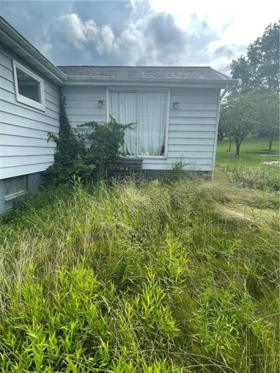 137 Front St, Blairsville, PA 15717, 2 Bedrooms Bedrooms, ,1 BathroomBathrooms,Residential,For Sale,Front St,1711738