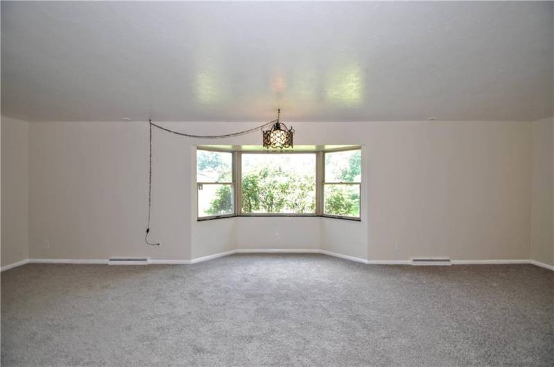 Beautiful Bay Window in Large Living Room