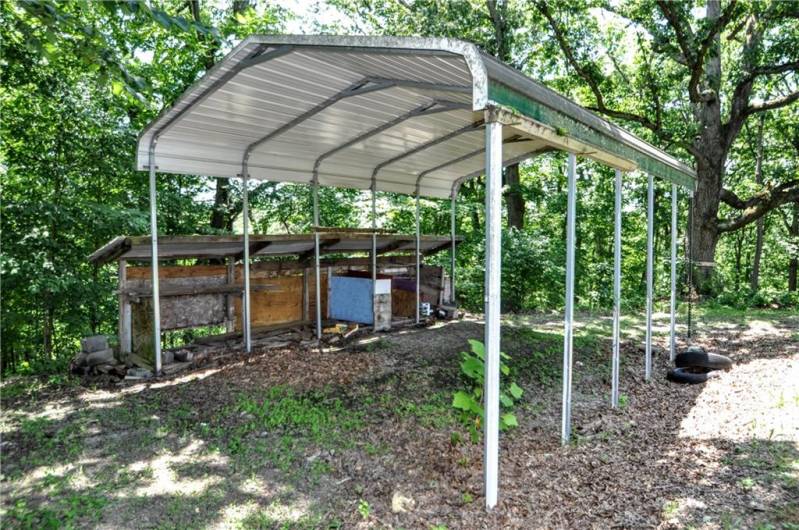 Nice Pavillion in Back Yard