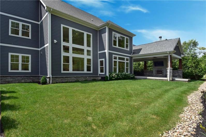 131 Birch Dr., Wexford, PA 15090, 5 Bedrooms Bedrooms, 14 Rooms Rooms,4.1 BathroomsBathrooms,Residential,For Sale,Birch Dr.,0,1711744