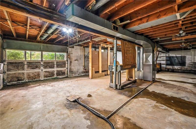129 Shenango Park Rd, Transfer, PA 16154, 3 Bedrooms Bedrooms, 5 Rooms Rooms,1 BathroomBathrooms,Residential,For Sale,Shenango Park Rd,0,1711749