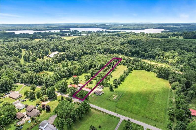129 Shenango Park Rd, Transfer, PA 16154, 3 Bedrooms Bedrooms, 5 Rooms Rooms,1 BathroomBathrooms,Residential,For Sale,Shenango Park Rd,0,1711749