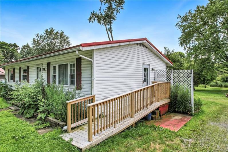 129 Shenango Park Rd, Transfer, PA 16154, 3 Bedrooms Bedrooms, 5 Rooms Rooms,1 BathroomBathrooms,Residential,For Sale,Shenango Park Rd,0,1711749
