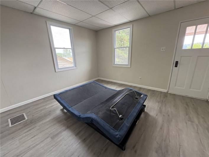 735 1/2 7th Avenue, 15108, PA 15108, 2 Bedrooms Bedrooms, ,1 BathroomBathrooms,Residential,For Sale,7th Avenue,1711756
