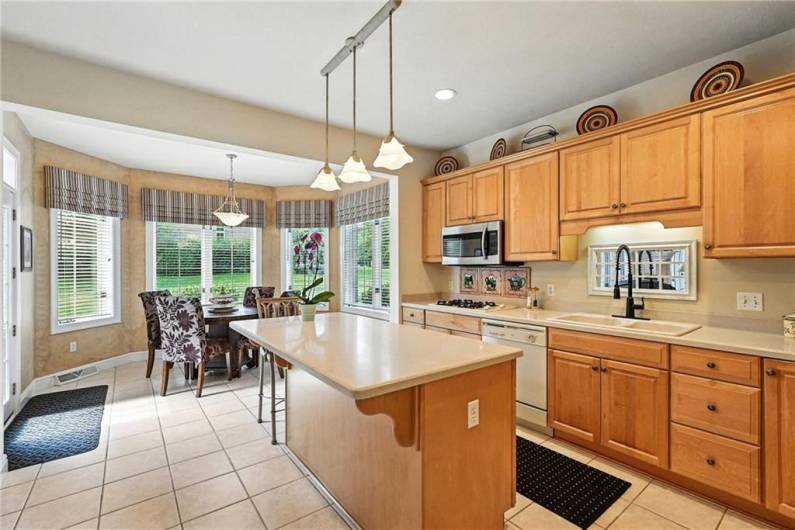 4020 Muirfield Drive, Presto, PA 15142, 4 Bedrooms Bedrooms, 12 Rooms Rooms,4.1 BathroomsBathrooms,Residential,For Sale,Muirfield Drive,0,1711763