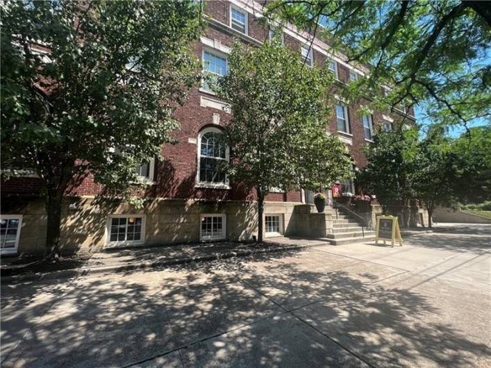 212 45th St, Pittsburgh, PA 15201, 2 Bedrooms Bedrooms, ,1 BathroomBathrooms,Lease,For Sale,45th St,0,1711764