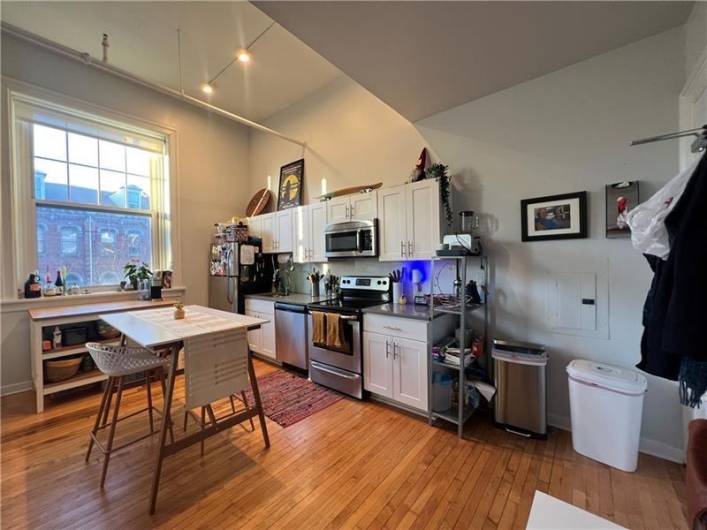 212 45th St, Pittsburgh, PA 15201, 2 Bedrooms Bedrooms, ,1 BathroomBathrooms,Lease,For Sale,45th St,0,1711764