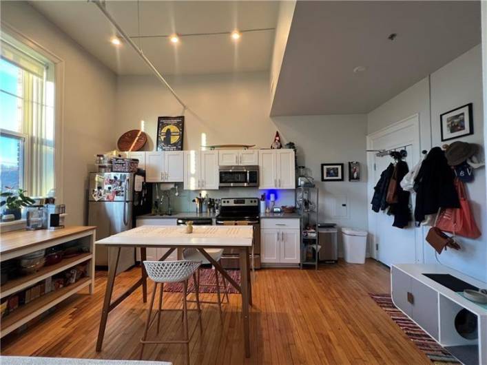 212 45th St, Pittsburgh, PA 15201, 2 Bedrooms Bedrooms, ,1 BathroomBathrooms,Lease,For Sale,45th St,0,1711764
