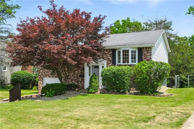 170 Maryellen Dr, North Versailles, PA 15137, 3 Bedrooms Bedrooms, 9 Rooms Rooms,1 BathroomBathrooms,Residential,For Sale,Maryellen Dr,0,1711770