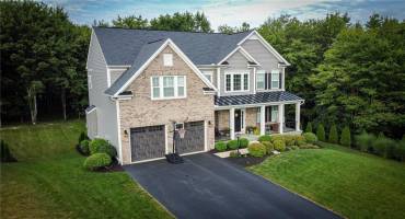 112 Hare Ct, Evans City, PA 16033, 5 Bedrooms Bedrooms, 12 Rooms Rooms,3.1 BathroomsBathrooms,Residential,For Sale,Hare Ct,0,1711773
