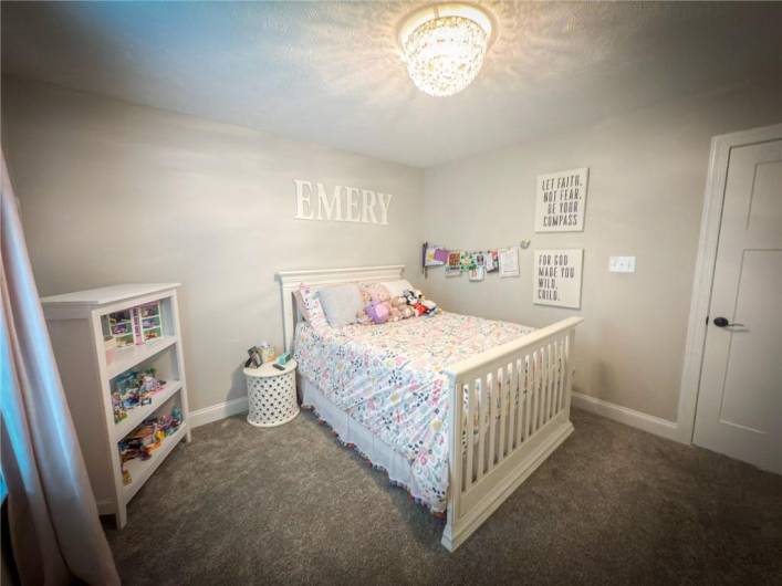 112 Hare Ct, Evans City, PA 16033, 5 Bedrooms Bedrooms, 12 Rooms Rooms,3.1 BathroomsBathrooms,Residential,For Sale,Hare Ct,0,1711773
