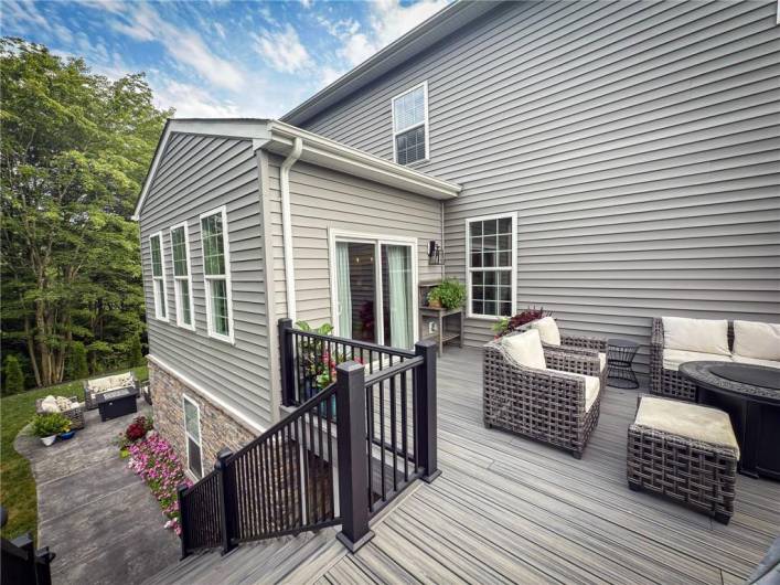 112 Hare Ct, Evans City, PA 16033, 5 Bedrooms Bedrooms, 12 Rooms Rooms,3.1 BathroomsBathrooms,Residential,For Sale,Hare Ct,0,1711773