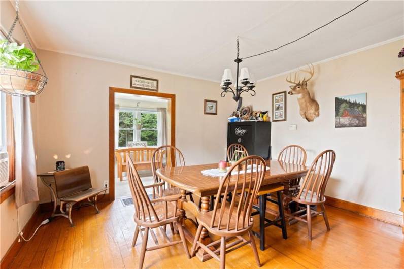 136 B St, Stoystown, PA 15563, 2 Bedrooms Bedrooms, ,1 BathroomBathrooms,Residential,For Sale,B St,1711775