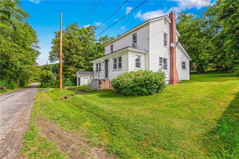 136 B St, Stoystown, PA 15563, 2 Bedrooms Bedrooms, ,1 BathroomBathrooms,Residential,For Sale,B St,1711775