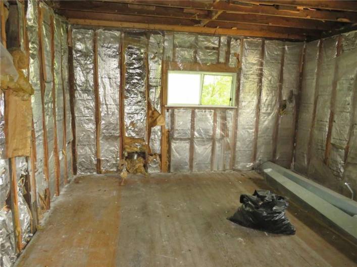 405 Upper Rd, Pittsburgh, PA 15228, 3 Bedrooms Bedrooms, ,1.1 BathroomsBathrooms,Residential,For Sale,Upper Rd,1711783