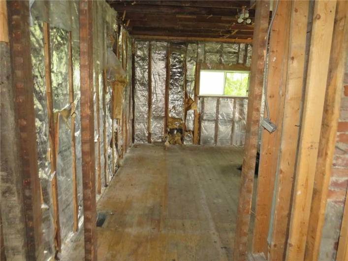 405 Upper Rd, Pittsburgh, PA 15228, 3 Bedrooms Bedrooms, ,1.1 BathroomsBathrooms,Residential,For Sale,Upper Rd,1711783