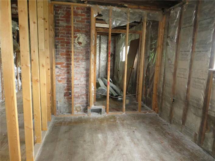 405 Upper Rd, Pittsburgh, PA 15228, 3 Bedrooms Bedrooms, ,1.1 BathroomsBathrooms,Residential,For Sale,Upper Rd,1711783
