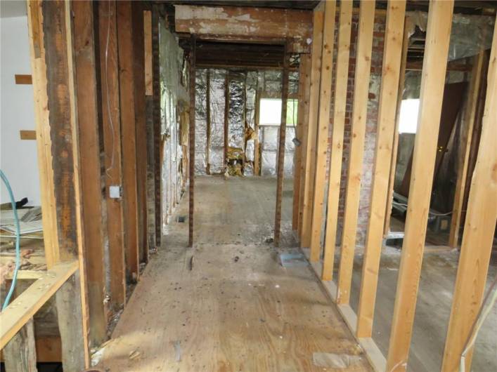 405 Upper Rd, Pittsburgh, PA 15228, 3 Bedrooms Bedrooms, ,1.1 BathroomsBathrooms,Residential,For Sale,Upper Rd,1711783