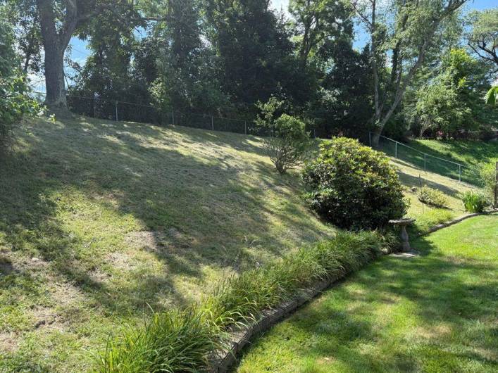 13901 Harvie Court, Irwin, PA 15642, 3 Bedrooms Bedrooms, 8 Rooms Rooms,1 BathroomBathrooms,Residential,For Sale,Harvie Court,1711788