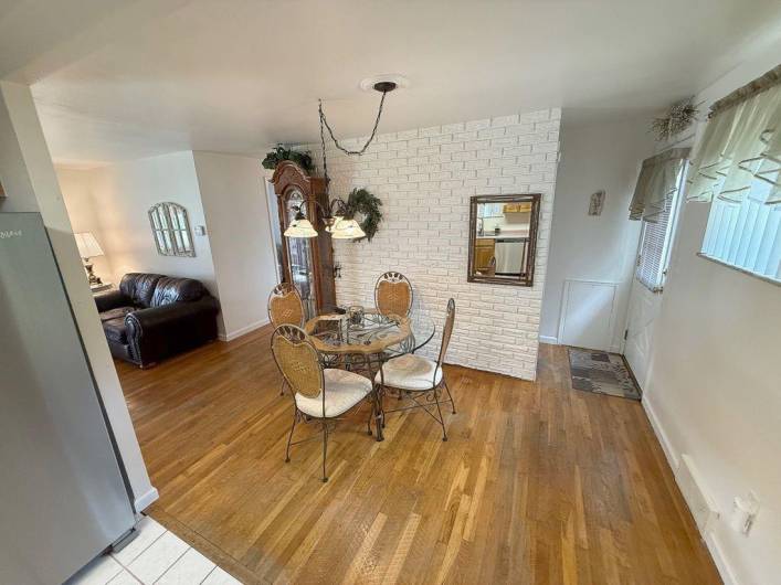 13901 Harvie Court, Irwin, PA 15642, 3 Bedrooms Bedrooms, 8 Rooms Rooms,1 BathroomBathrooms,Residential,For Sale,Harvie Court,1711788