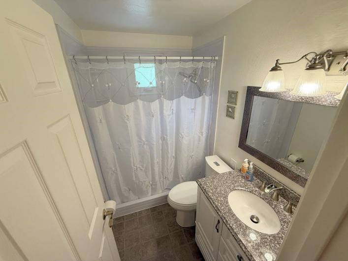 13901 Harvie Court, Irwin, PA 15642, 3 Bedrooms Bedrooms, 8 Rooms Rooms,1 BathroomBathrooms,Residential,For Sale,Harvie Court,1711788