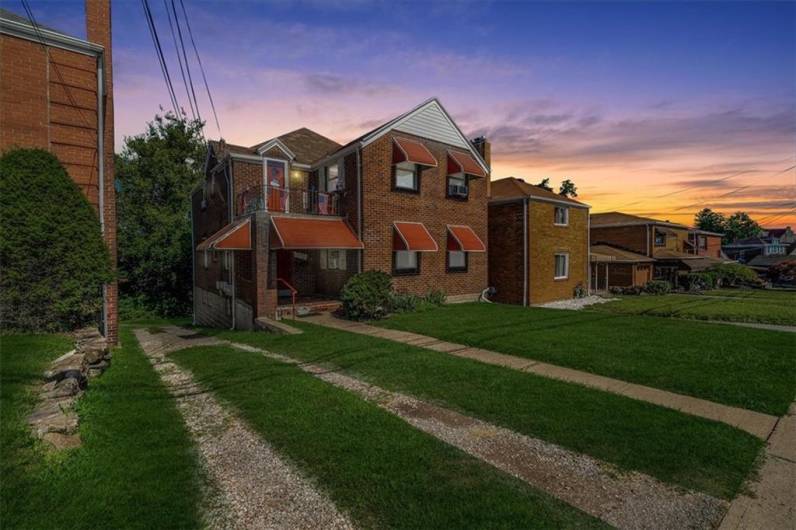 3753 Brownsville Rd, Pittsburgh, PA 15227, ,Multi-unit,For Sale,Brownsville Rd,1711789