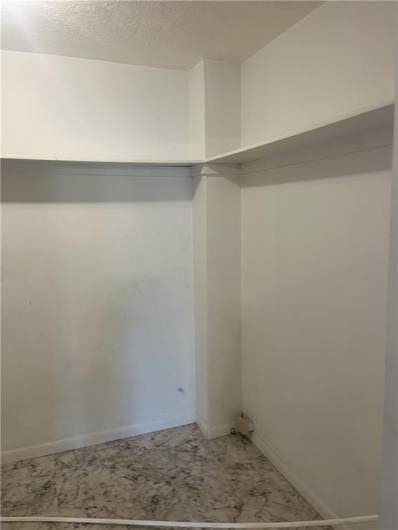 842 Cedar Ave, Sharon, PA 16146, 4 Bedrooms Bedrooms, 8 Rooms Rooms,1.1 BathroomsBathrooms,Residential,For Sale,Cedar Ave,0,1711798