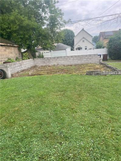 842 Cedar Ave, Sharon, PA 16146, 4 Bedrooms Bedrooms, 8 Rooms Rooms,1.1 BathroomsBathrooms,Residential,For Sale,Cedar Ave,0,1711798